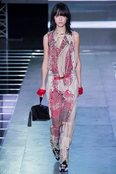 Look 8
